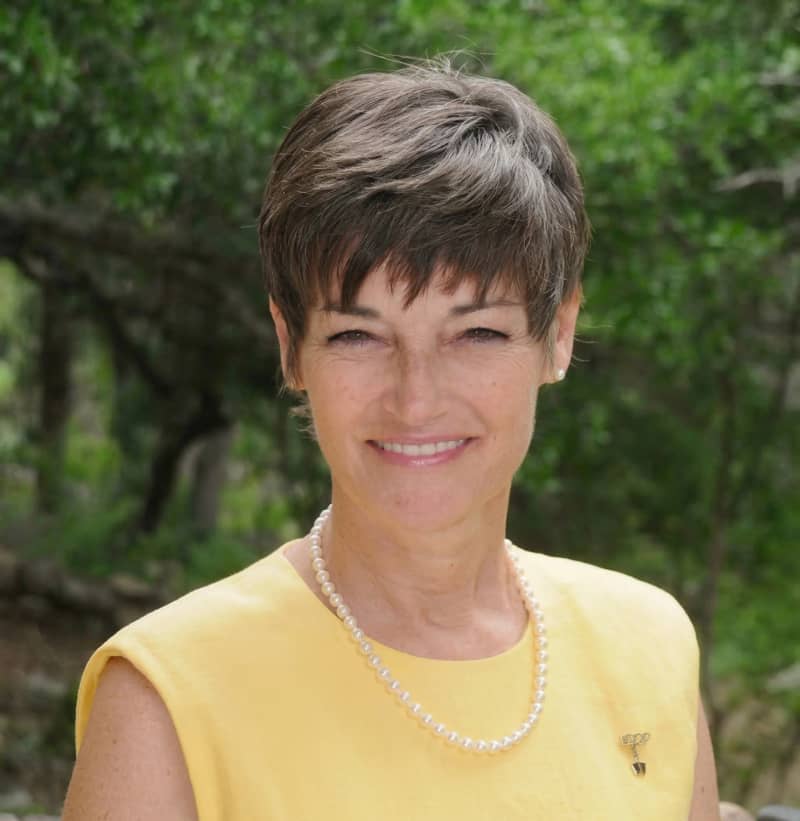Dr. Donna Campbell